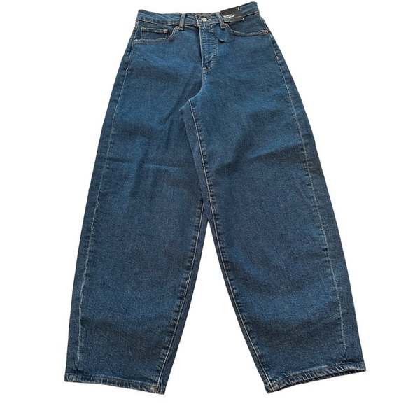 Express NWT Super High Waisted Balloon Leg Jeans - Picture 1 of 5